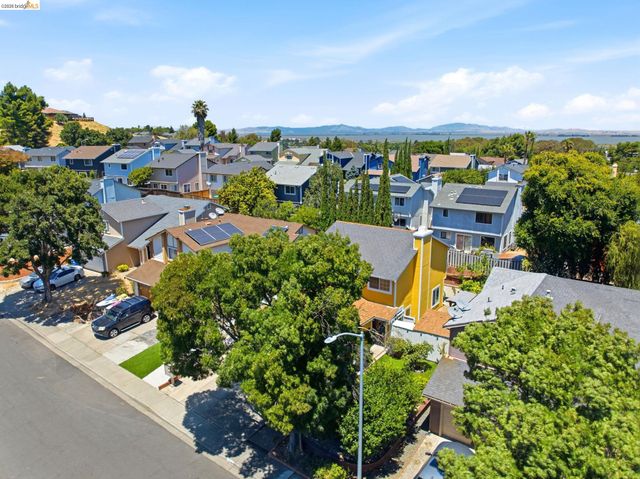 224 Sandy Cove Ln, Bay Point, CA 94565