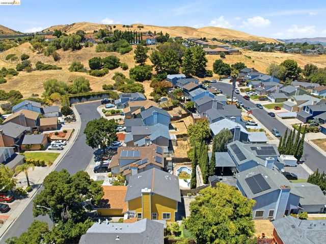 224 Sandy Cove Ln, Bay Point, CA 94565