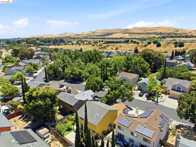 224 Sandy Cove Ln, Bay Point, CA 94565