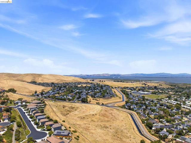 224 Sandy Cove Ln, Bay Point, CA 94565