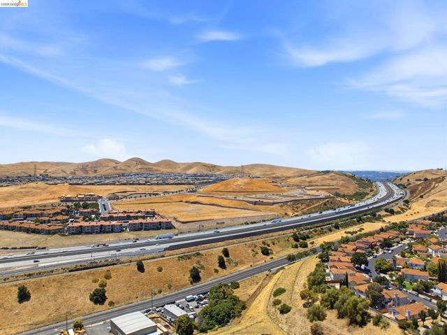 224 Sandy Cove Ln, Bay Point, CA 94565