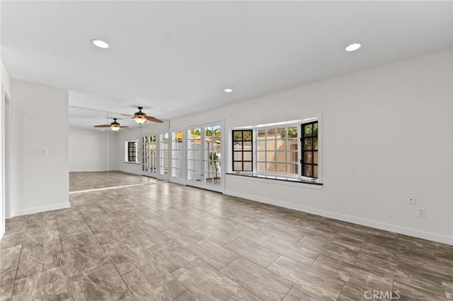 5615 Westminster Blvd, Westminster, CA 92683