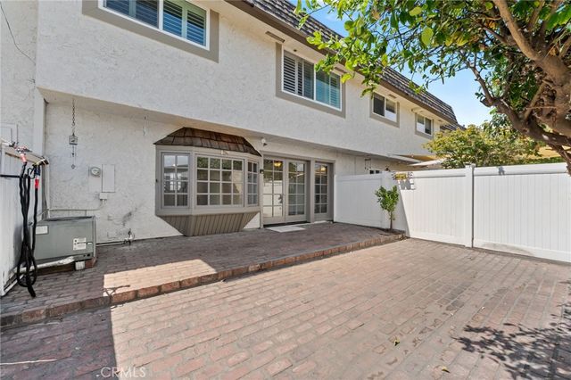 5615 Westminster Blvd, Westminster, CA 92683