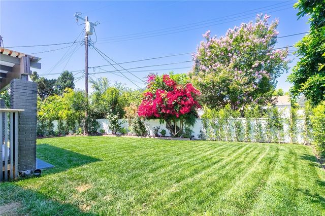 6853 Willis Avenue, Van Nuys, CA 91405