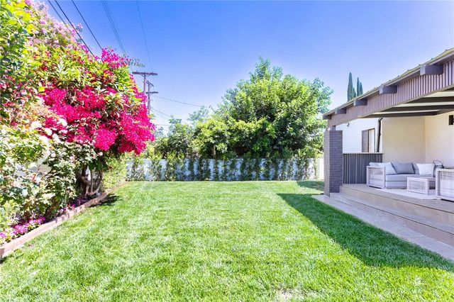 6853 Willis Avenue, Van Nuys, CA 91405