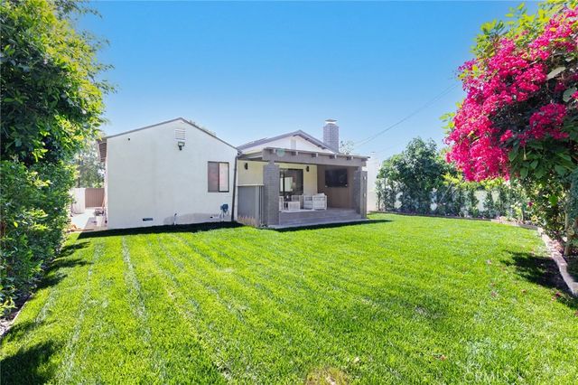 6853 Willis Avenue, Van Nuys, CA 91405