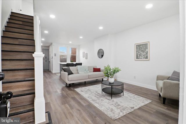 932 N PLUM ST, Lancaster, PA 17602