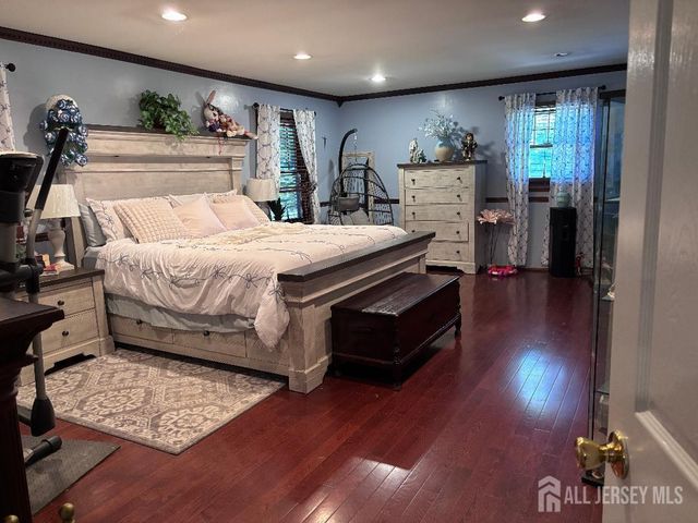 115 Oak Street, Old Bridge, NJ 08857
