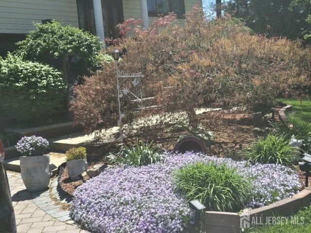 115 Oak Street, Old Bridge, NJ 08857