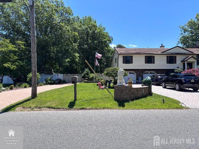 115 Oak Street, Old Bridge, NJ 08857