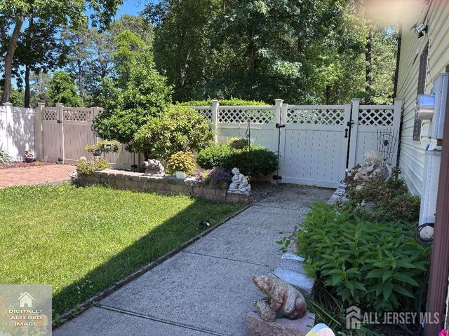 115 Oak Street, Old Bridge, NJ 08857