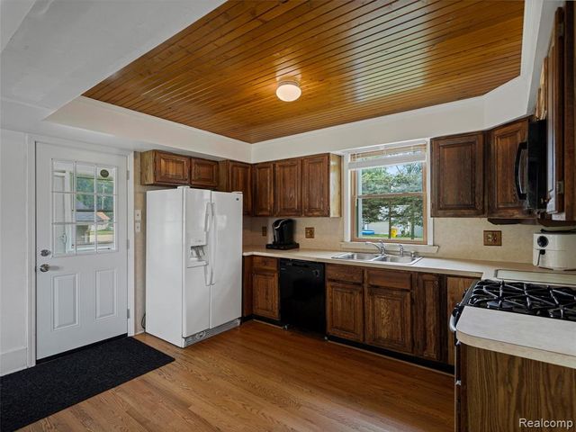 51060 Blackwell Street, New Baltimore, MI 48047