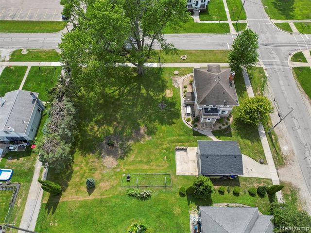 51060 Blackwell Street, New Baltimore, MI 48047