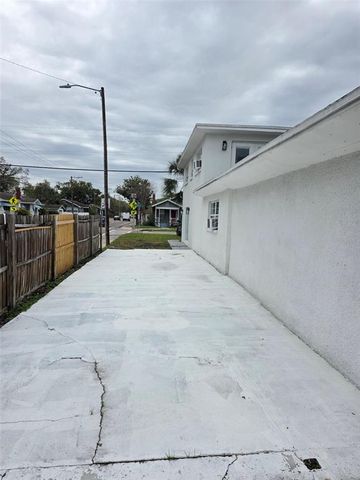 301 W CHELSEA STREET, Tampa, FL 33603