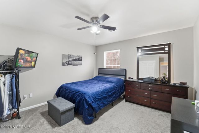 11 Tynemouth Drive, Lumberton, NJ 08048