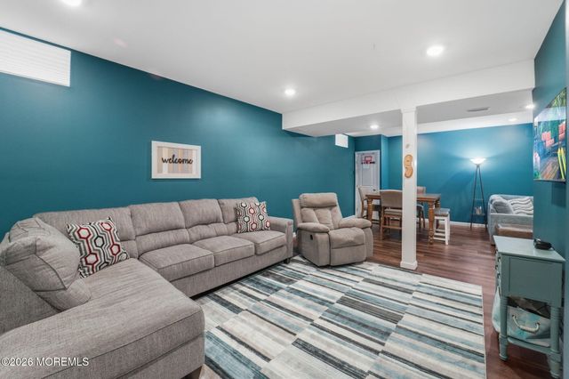 11 Tynemouth Drive, Lumberton, NJ 08048