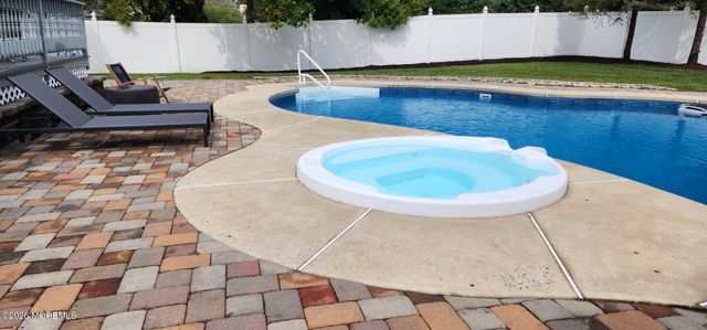 11 Tynemouth Drive, Lumberton, NJ 08048