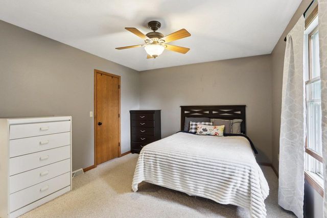 243 Crestview Lane, Lake Mills, WI 53551