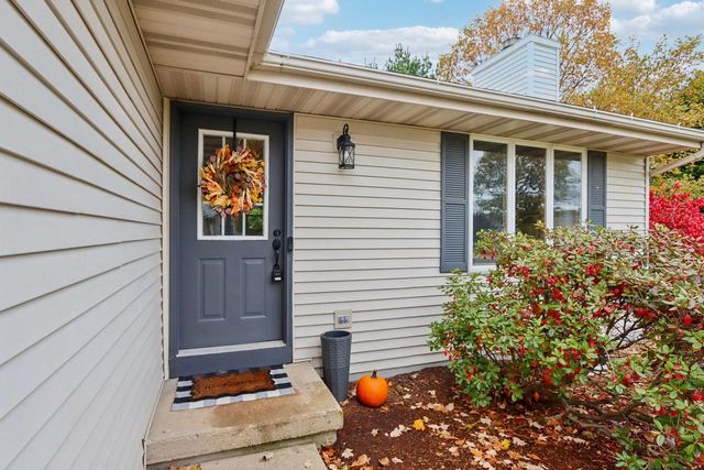 243 Crestview Lane, Lake Mills, WI 53551