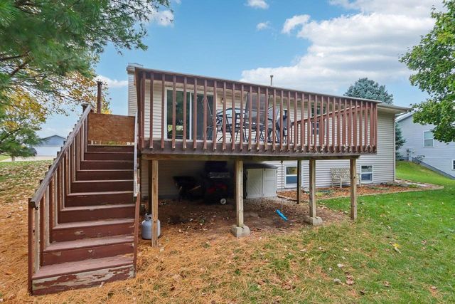 243 Crestview Lane, Lake Mills, WI 53551