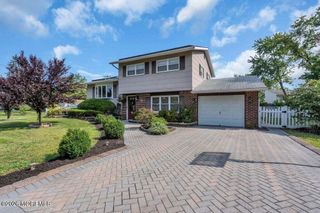 5 New Jersey Avenue, Jackson, NJ 08527