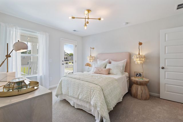 608 Cropfield Drive, Summerville, SC 29485