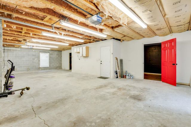 1905 FAULK Drive, Tallahassee, FL 32303