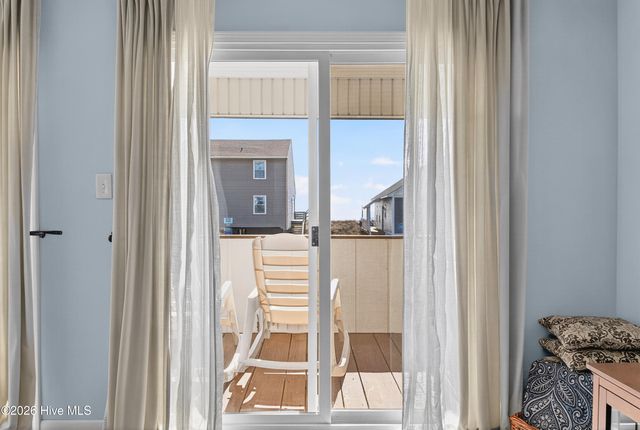 508 W Beach Drive, Oak Island, NC 28465