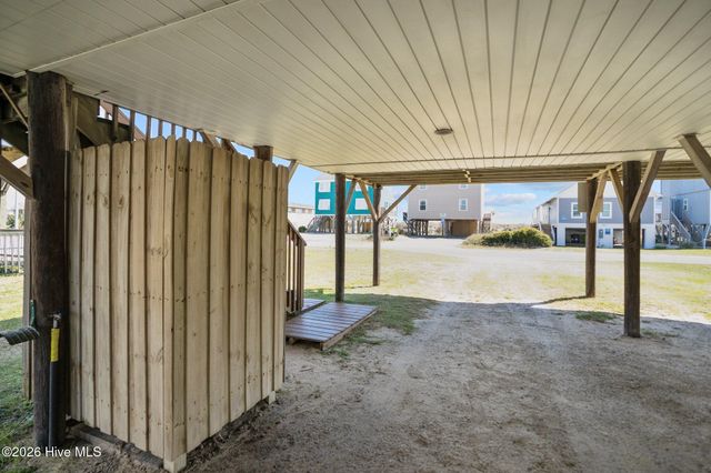 508 W Beach Drive, Oak Island, NC 28465