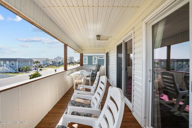 508 W Beach Drive, Oak Island, NC 28465