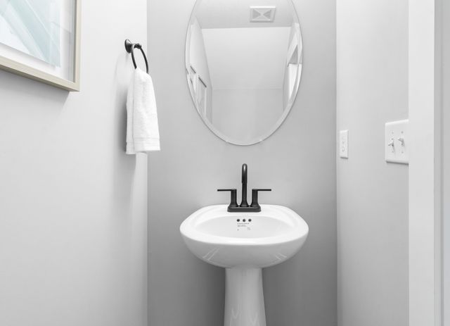 208 Jonathan Wade Pvt Cir, Clarksville, TN 37043