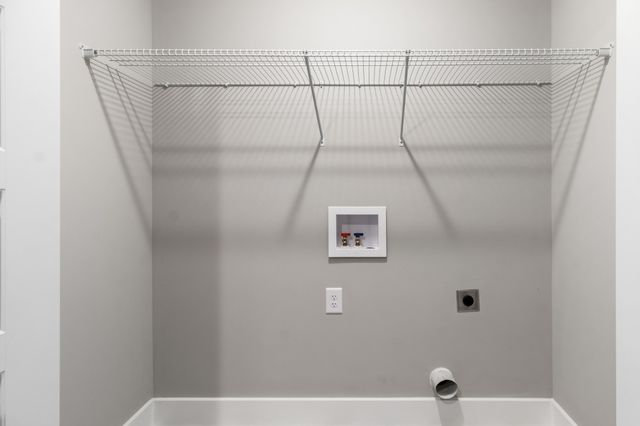 208 Jonathan Wade Pvt Cir, Clarksville, TN 37043