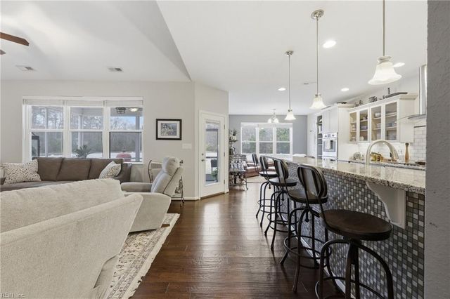 332 Wisdom PATH, Chesapeake, VA 23322