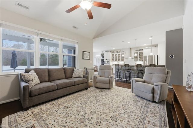 332 Wisdom PATH, Chesapeake, VA 23322