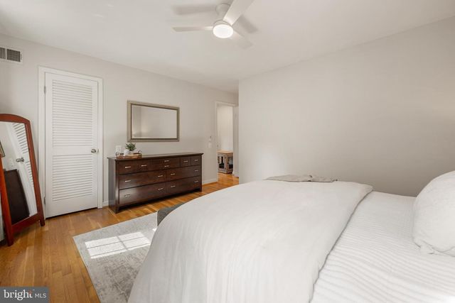 812 BASHFORD LN, Alexandria, VA 22314