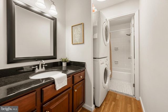 812 BASHFORD LN, Alexandria, VA 22314