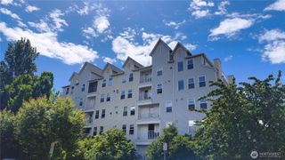 2522 Rucker Avenue #407, Everett, WA 98201
