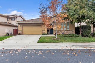5109 Ocean Ln, Elk Grove, CA 95757