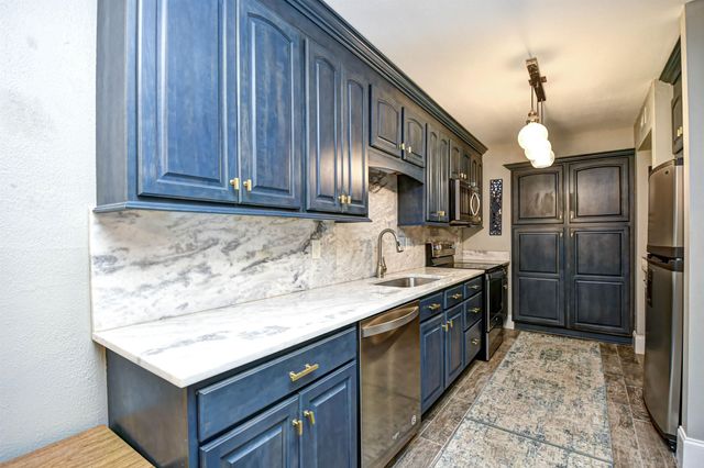 6813 Porcher Dr Apt 8, Myrtle Beach, SC 29572