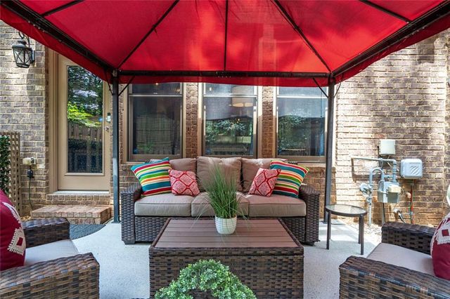 3344 Chestnut Woods Circle, Atlanta, GA 30340