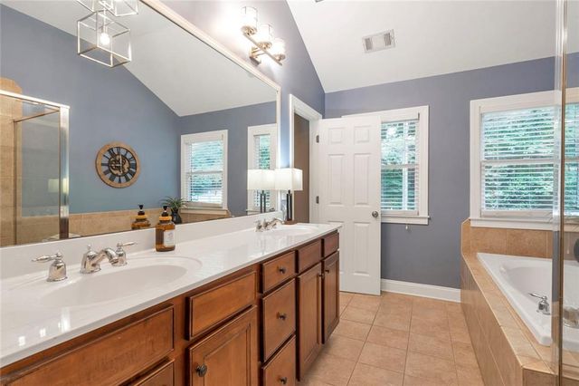3344 Chestnut Woods Circle, Atlanta, GA 30340