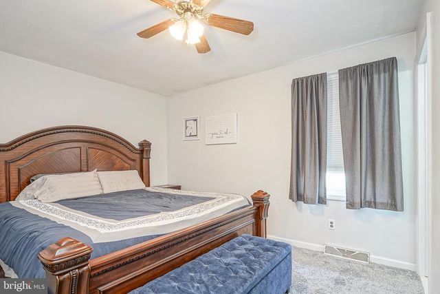 226 N MAIN ST, Mullica Hill, NJ 08062