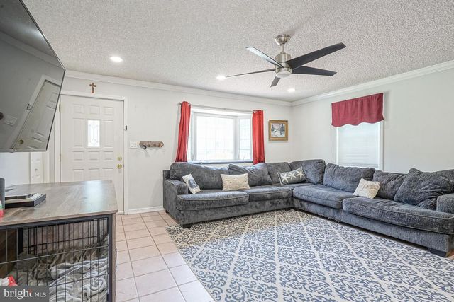 226 N MAIN ST, Mullica Hill, NJ 08062