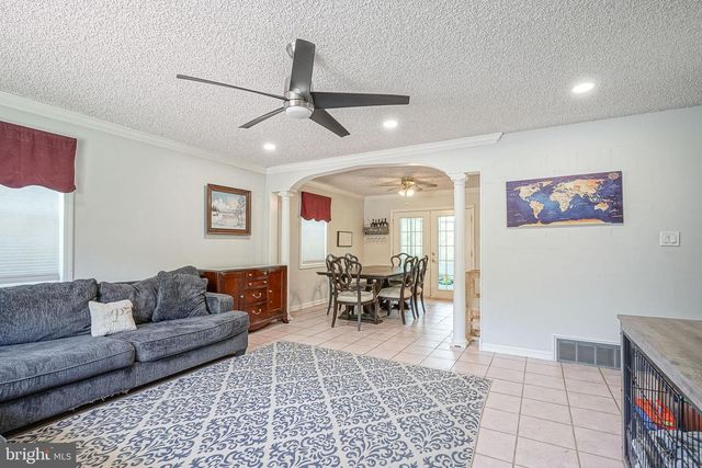 226 N MAIN ST, Mullica Hill, NJ 08062