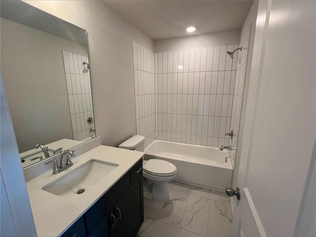 219 Willow Street, Canton, GA 30114