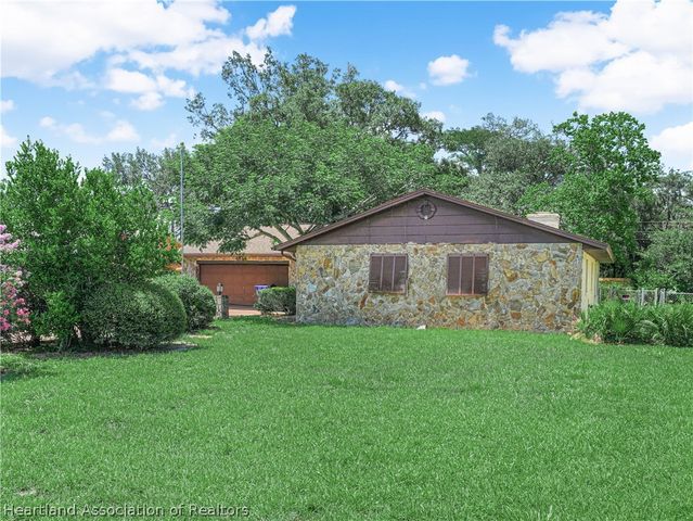 4814 Coco Palm Drive, Sebring, FL 33870
