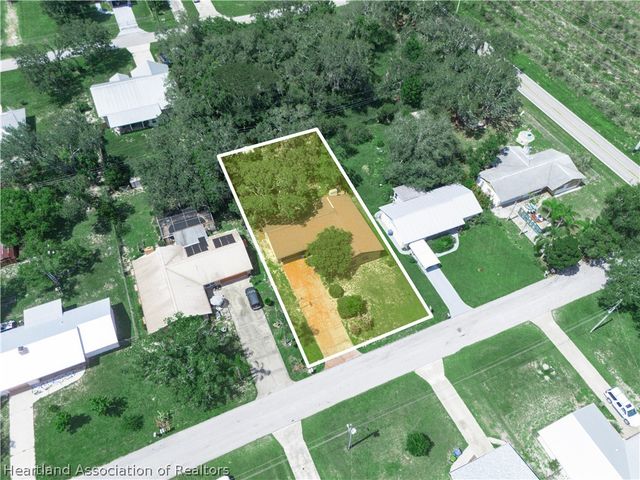 4814 Coco Palm Drive, Sebring, FL 33870