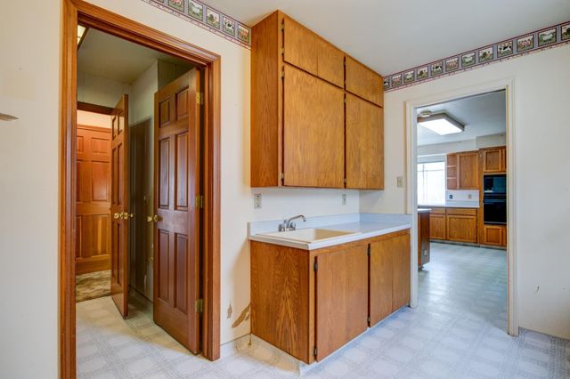 11120 Courier Rd, Plymouth, CA 95669