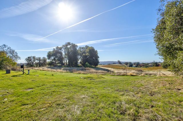 11120 Courier Rd, Plymouth, CA 95669