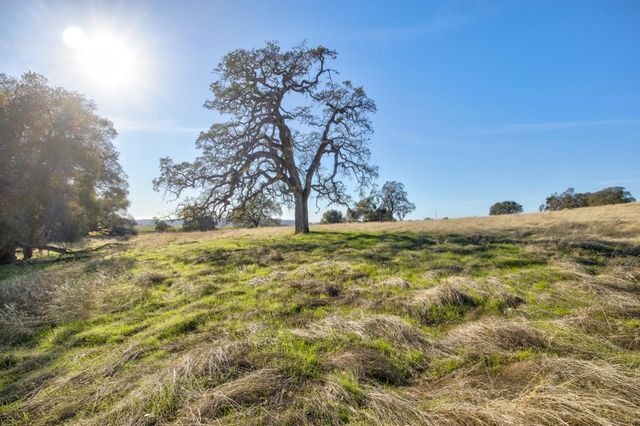 11120 Courier Rd, Plymouth, CA 95669